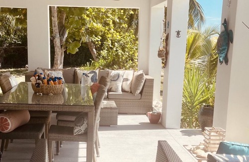 Adelaide House | Adelaide Bahamas Beach House