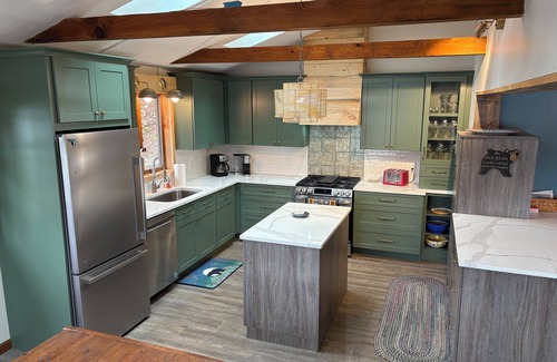 Fort Ann House | Adirondack Getaway Right On Lake Hadlock With Lake George only 12 Miles Away!