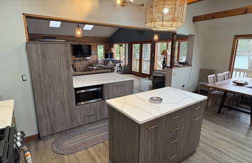 Fort Ann House | Adirondack Getaway Right On Lake Hadlock With Lake George only 12 Miles Away!