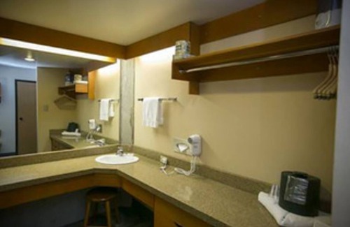 Salt Lake Mountain Resorts Cabin | Adjoining Snowbird Cozy Ski Condos - Iron Blosam Lodge Jan 10-16 2026
