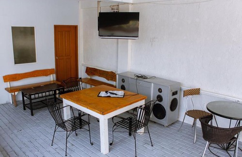 Pansol Villa | ADMIRIA 1 Reosrt