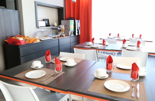 Chevilly-Larue Apartment | Adonis Paris Sud