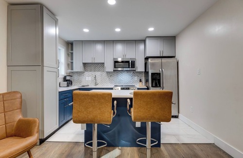 Urbandale Nations House | Adorable 1-bedroom house, pet friendly fenced yard, in marvelous West Nashville