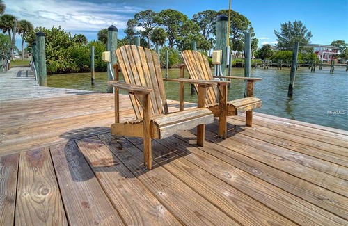 Englewood Cottage | Adorable Cottages on Lemon Bay