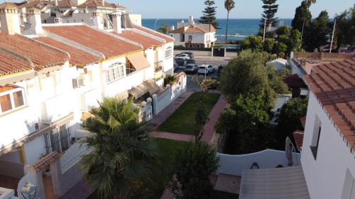 Torre de Benagalbon House | Adosado frente a la Playa