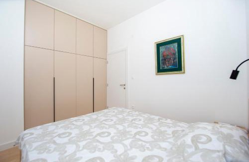 Becici Apartment | Adriatic calm Terrace & Parking
