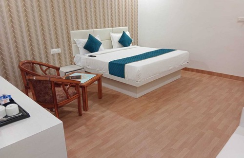 Civil Lines Hotel | ADVANTAGE INN