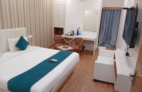 Civil Lines Hotel | ADVANTAGE INN
