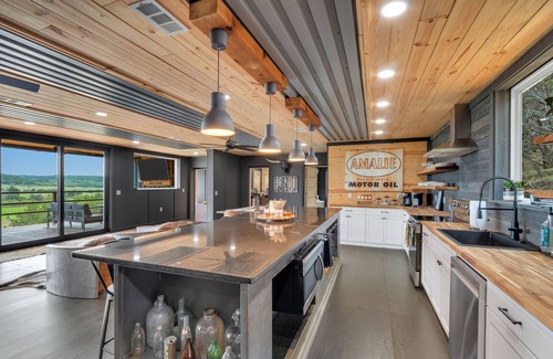 Caddo House | Adventure Awaits @ Caddo Ridge