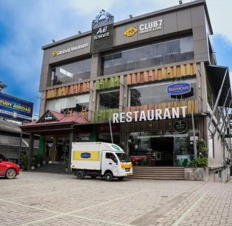 Sulthan Bathery Hotel | AE Tower Platinum Retreat