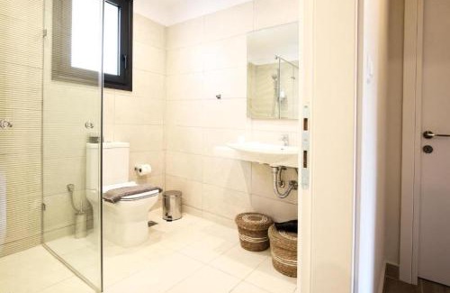 Markopoulon Apartment | Aellō luxury apartments