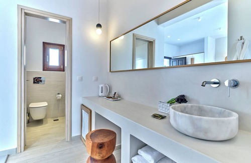 Naousa Hotel | Aella Residence