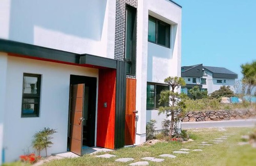 Aewol House | Aewol Sea Town House 20