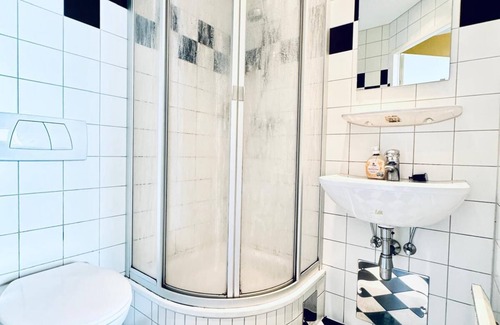 Rudolfsheim-Funfhaus Hotel | Affordable Central Rooms Near U3