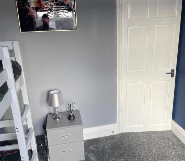 Sunderland Apartment | Affordable Luxury 4 Stunning apartment Sunderland close to City centre hospital Crown Works Studio and Nissan