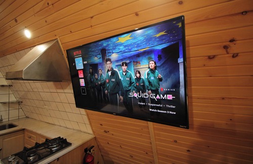 Perry Cabin | aframe in the woods.