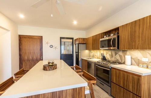 P Chahue Condo | Agaves 204