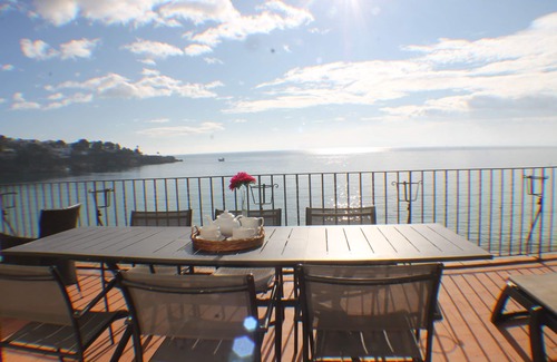 Almadraba-Canyelles House | Agi Gaviota Beach Casa for rent in Roses Girona.