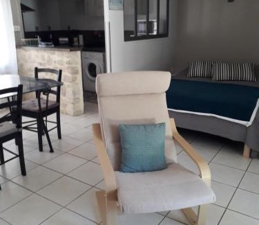 Eyragues House | Agréable studio près de st Rémy de Provence