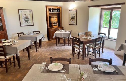 Pietralunga House | Agriturismo La Cerqua