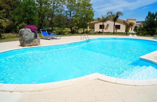 Arbus House | Agriturismo Rocce Bianche - Porticato