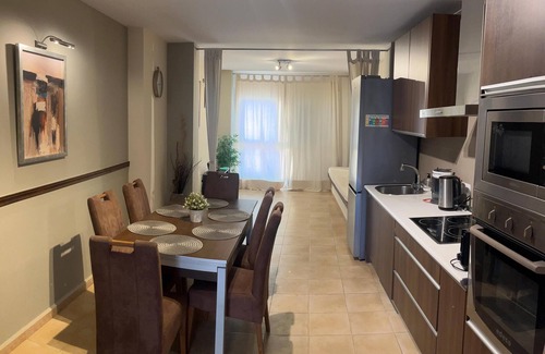 Aguilas House | AguilasBeachhouse -Seaview- Mountains-Castle-2Terraces -Air-con-Parking-Wifi1GB