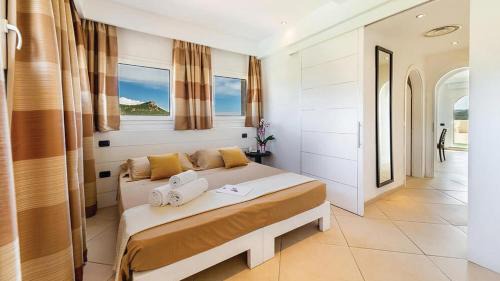 Arzachena Hotel | AHR Baja Hotel & Spa Cannigione