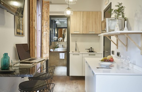 Gothic Quarter Apartment | AinB Gothic-Jaume I Apartments