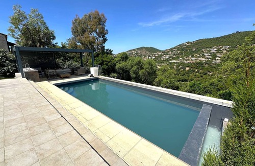 La Londe-les-Maures House | Air-conditioned Villa for 8 Guests with pool in the Domaine de Valcros