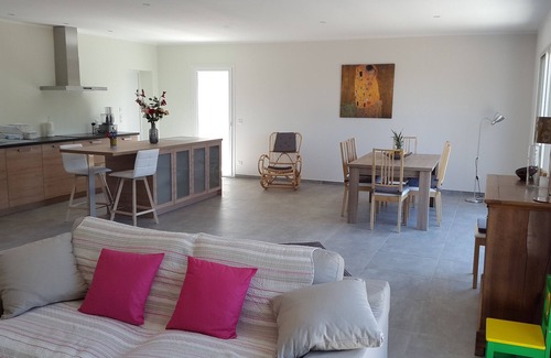 Farinole Villa | Air-conditioned house with garden close to beaches