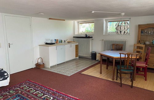 Furstenried-West Apartment | Airb33 Apartment München with private terrace in 10 min to metro station