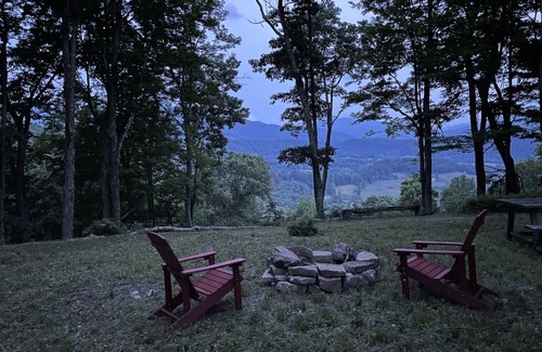 Davis House | Airstream- 6 acre site with incredible views