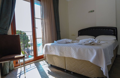 Zeytinli Hotel | Akçay Otel Ege