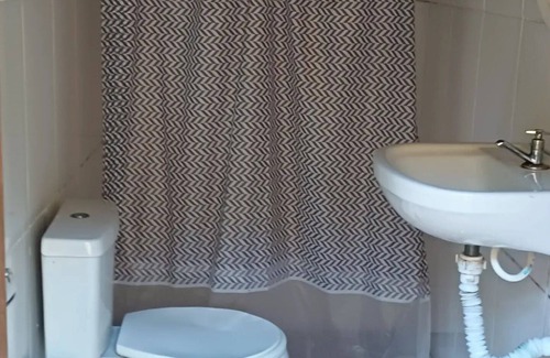 Vargem Grande Cabin | Albergue Feminino. Venha se Hospedar com Segurança em Ambiente Familiar