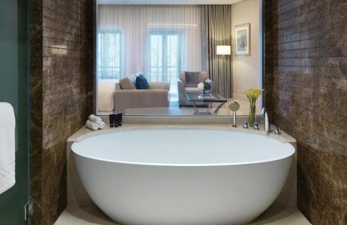 Muscat Resort | Al Bustan Palace, a Ritz-Carlton Hotel