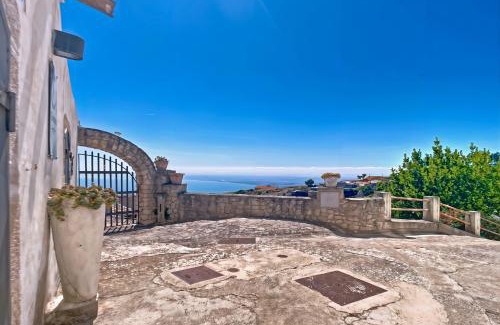 Monte Sant'Angelo Apartment | Al Torrione 1