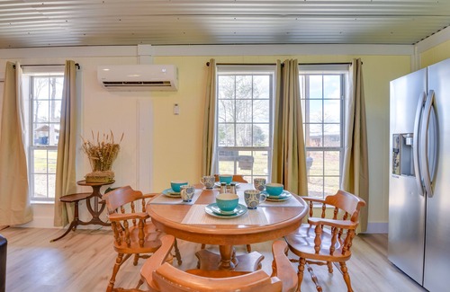 Andalusia Apartment | Alabama Lakefront Getaway w/Kayaks & Patio