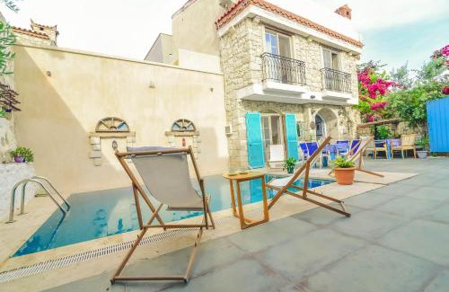 Alacati Hotel | Alacati Asmali Konak Hotel