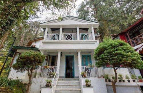 Nainital Hotel | Alaya Stays The Hive Cottage