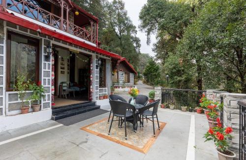 Nainital Hotel | Alaya Stays The Hive Cottage