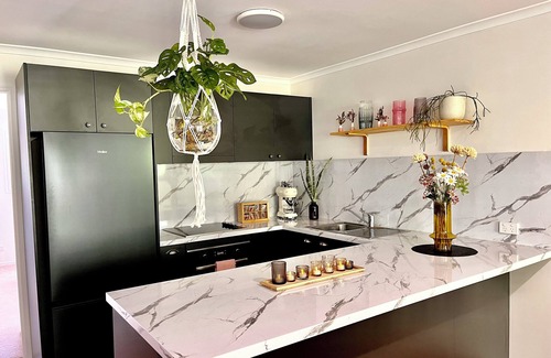 Sunrise Beach Apartment | 'Alba Bella' ~ Tranquil Sunrise Beach Apartment.nCosy~ Elegant~Modern~Spacious