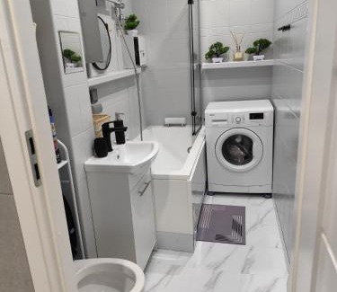 Krakow Apartment | Albertyńskie House