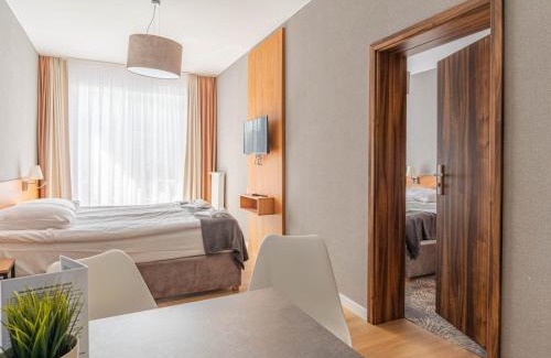 Rewal Resort | Alcest z widokiem na morze, basenem,