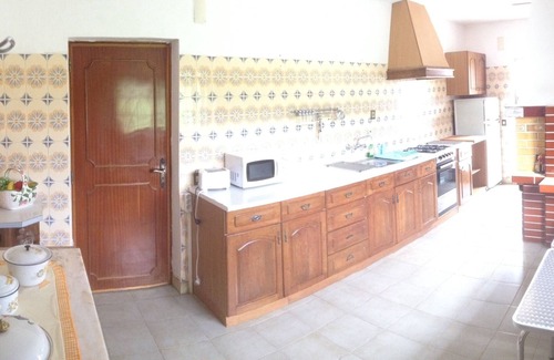 Alcobaca Apartment | Alcobaça near Nazaré and S Martinho do Porto Beaches - Apart3Bedrooms5/8 Pax-floor 0