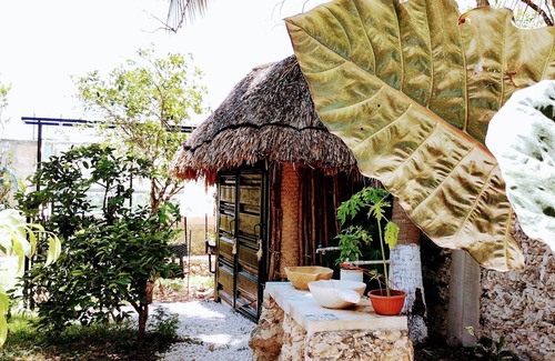 Izamal House | Aldea Maya Toktli Orígenes: Pool + Wifi-Starlink + Sustainability Tour