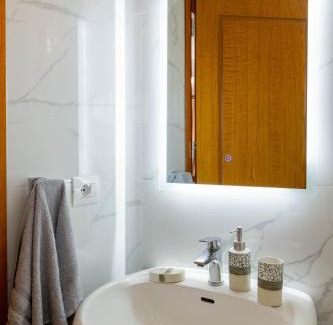 Aliko House | Aldi's Guesthouse