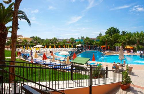 Laganas Hotel | Alexander The Great Hotel