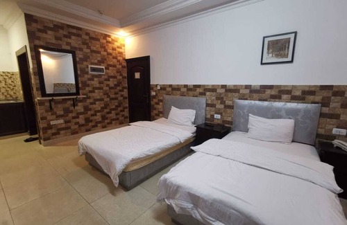 Al Jubeiha Hotel | AlFyyad Hotel