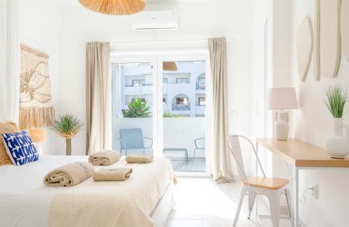 Alporchinhos Apartment | Algarve Beaches Apartment by Portugal Collection