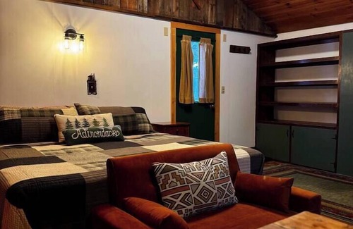 Lake Placid House | Algonquin Adirondack Cabin